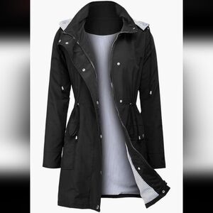 Black Women's Lightweight Hooded Raincoat Jacket